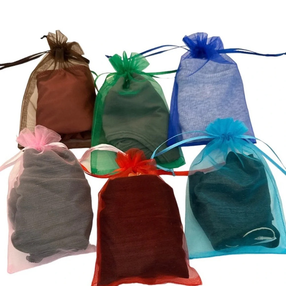 SKIMS Black Onyx Thong Size 2X BNWT - Picture 3 of 3